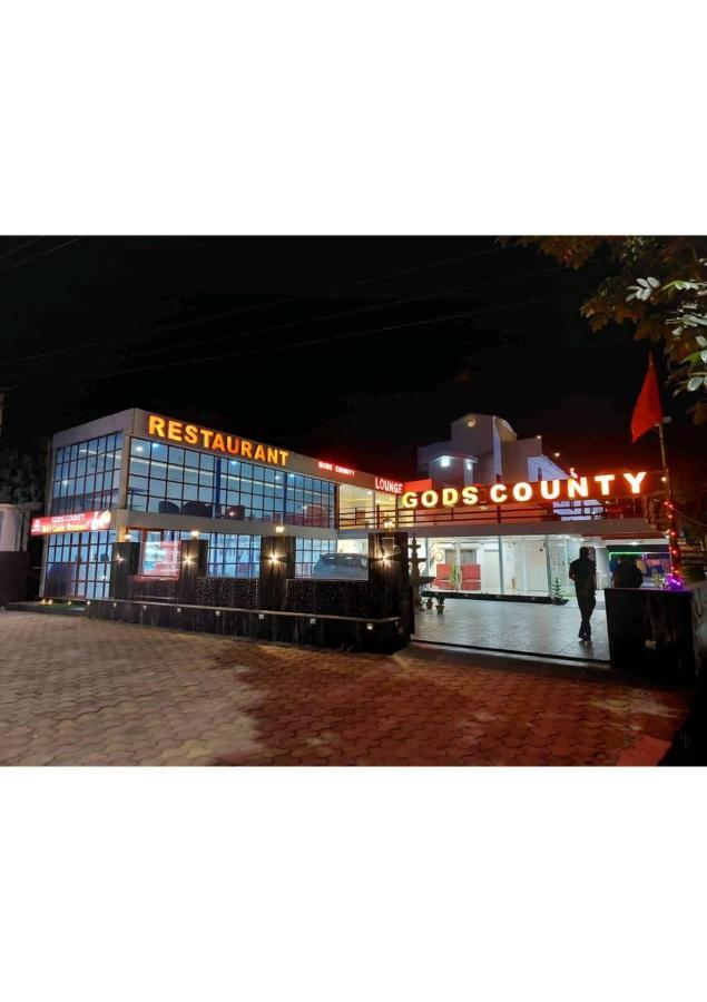 Gods County Hotels & Resorts Tarapith Buitenkant foto