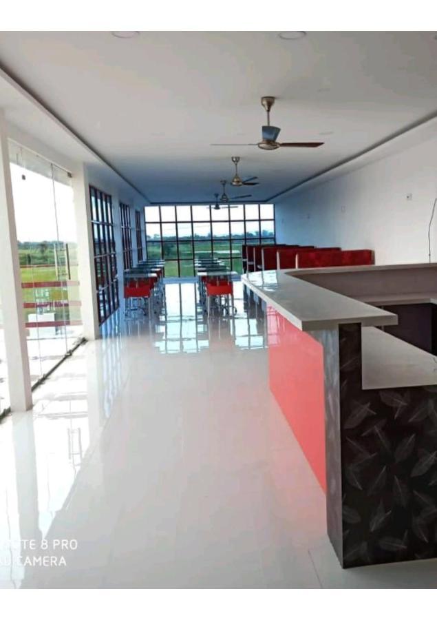 Gods County Hotels & Resorts Tarapith Buitenkant foto
