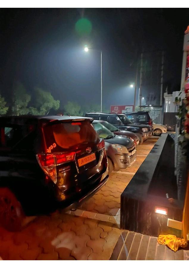 Gods County Hotels & Resorts Tarapith Buitenkant foto