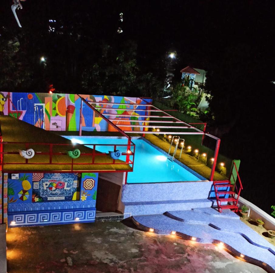 Gods County Hotels & Resorts Tarapith Buitenkant foto